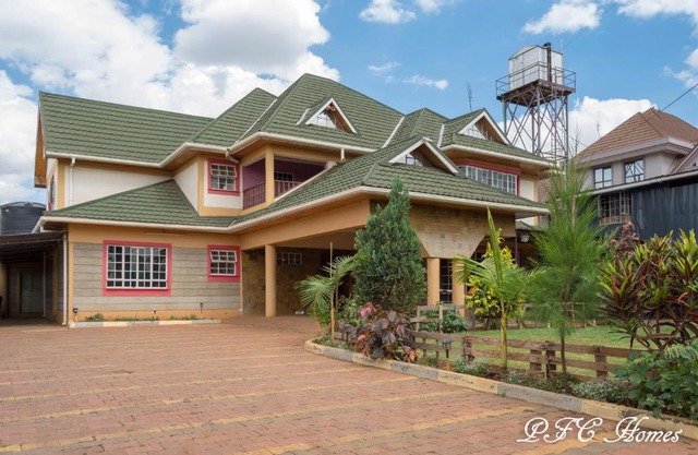 Luxury Town House
