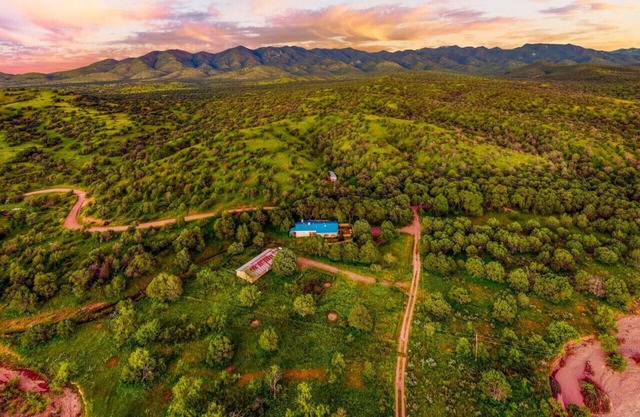 Lyle Canyon/Country Quiet/Solitude/Sleeps 8