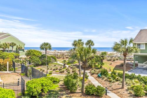 Mariner's Walk 10F - Charming Oceanview! Two-Story Villa!