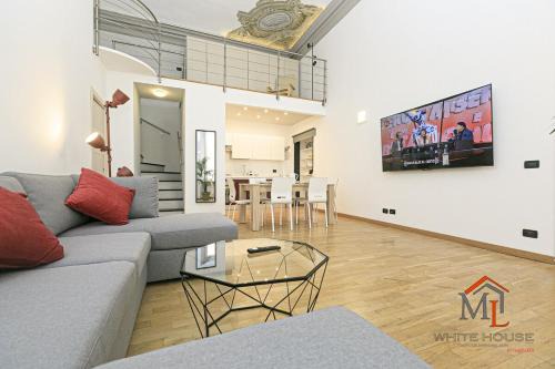 Mimosa house jacuzzi and parking by ML WHITE HOUSE