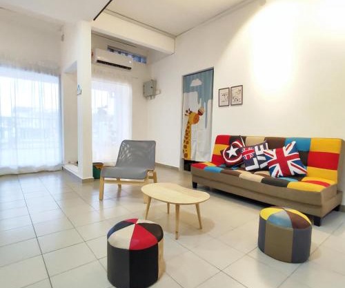 Minimaliste Ipoh Garden 2 minute to stadium 5BR5BR
