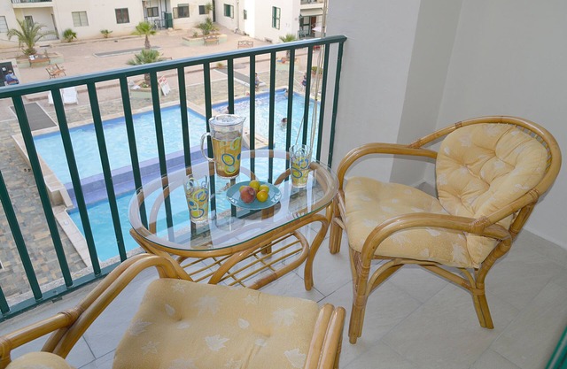 Modern 3 bedroom apartment with communal pool Sleeps 8