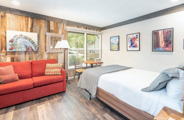 Mountainside Inn 412 by Alpine Lodging Telluride