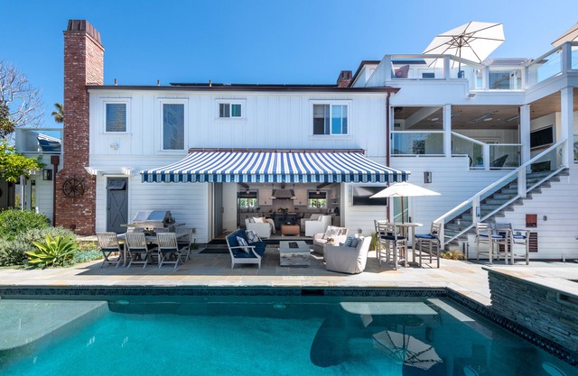 New Luxury Home on Double-Lot w/Heated Pool, Spa & Yard, Easy Stroll to Beach