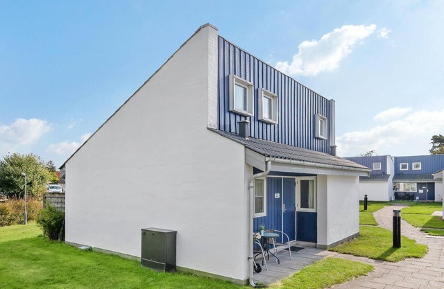 Nice home in Væggerløse with WiFi