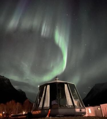 Northern Lights AuroraHut Lyngenfjord, by Alpan Apartments