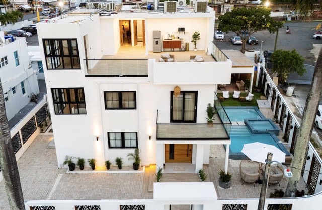 Ocean Park Beach Club Full Property Takeover