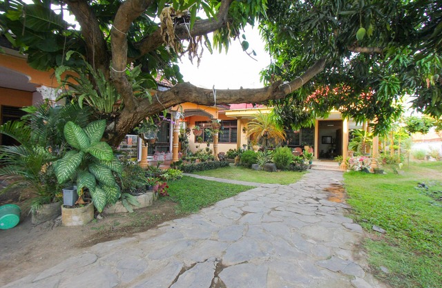 OYO 1721 A. Yani 95 Residence