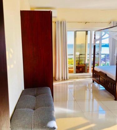 Oysterbay Palm Terrace serviced apt-nyali