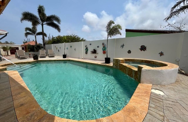 Paradera Palms Apt. 2
