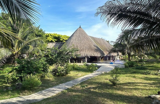 Peaceful cabin fronting the Beach in TierraBomba Island, near Cartagena
