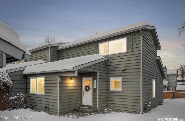 Pet-Friendly Home w/Fenced Yard Near Airport, Downtown, & Trails