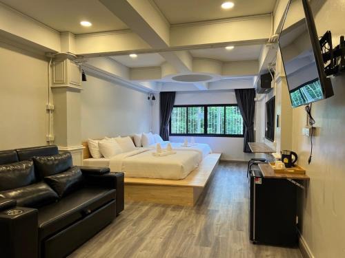 Pratunam Family House 2