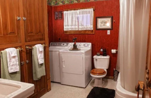 Private Entrance Apartment with a Garden View