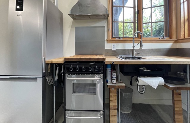Private, New, Modern Studio in Prime North Berkeley, 1 block from Bart Station