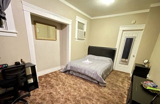 Quiet Loft in Downtown Modesto