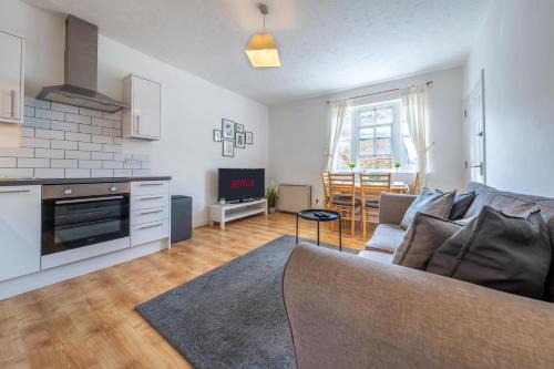 Relaxing Getaway Sleeps 4 near Stansted Airport & Bishops Stortford Town Centre