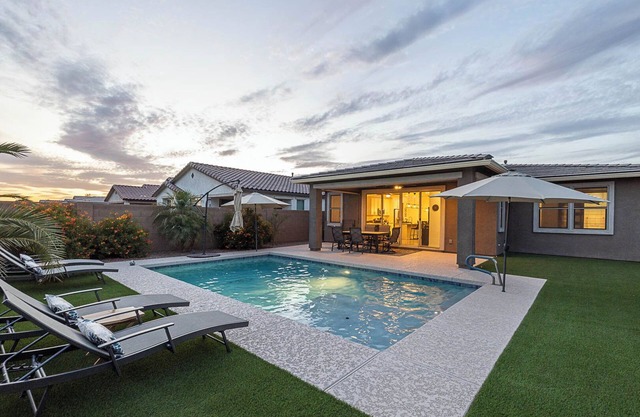 Relaxing Queen Creek Home w/Heated Pool