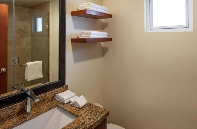 Resort Apartment at the heart of Cabo Beach