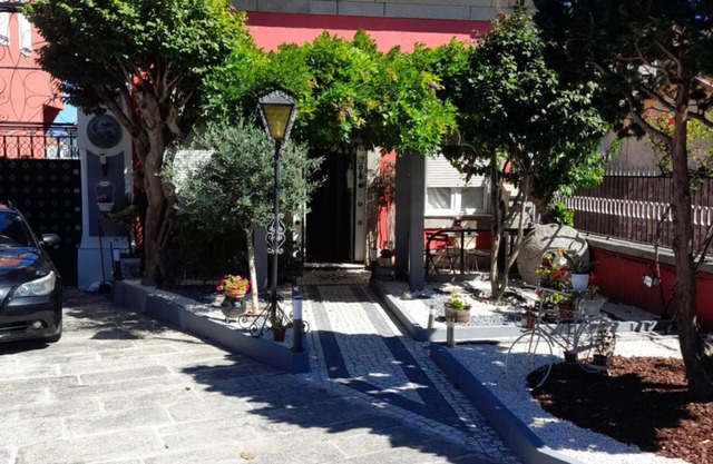 Room 'Twin' with Shared Garden and Wi-Fi