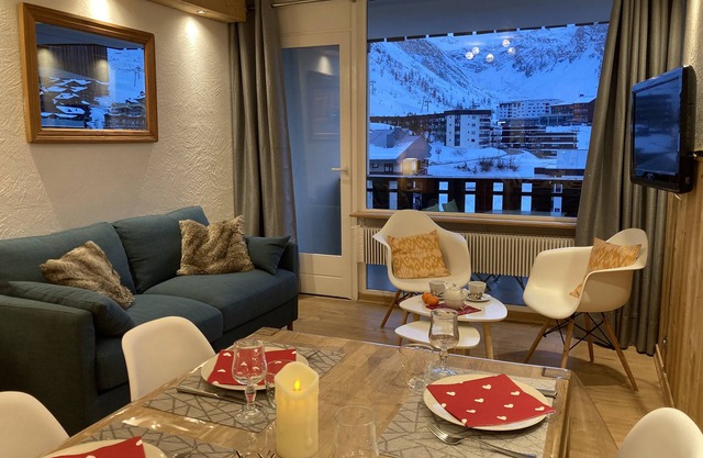 ski in/ski out cosy apartment, nice view, WIFI