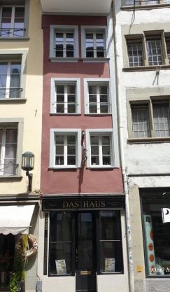 Skinny House - Thun Old Town