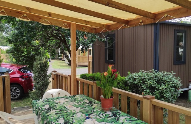 South Landes Mobile home 33m ² air-conditioned in campsite 3 * at the edge of the lake