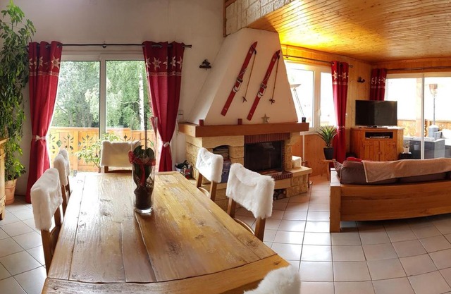 Spacieux duplex 8/9 personnes, ski aux pieds, parking privé, proche télésiège Soleil - FR-1-417-130