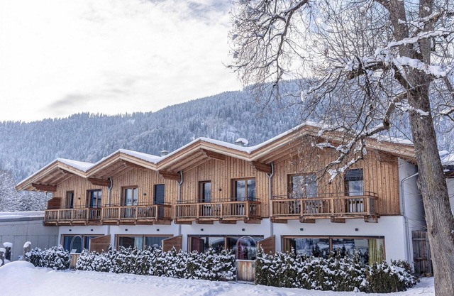 Spacious holiday home near ski area