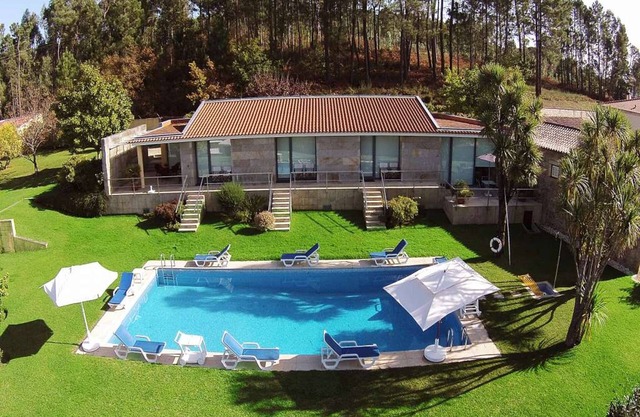 Splendid Ponte de Lima Villa | 6 Bedrooms | Villa Coura Coura | Valley Views |.