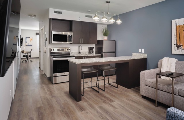stayAPT Suites Charlotte North