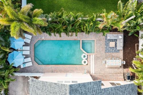 Steps 2 Beach Poolspa Game Room Pool Table