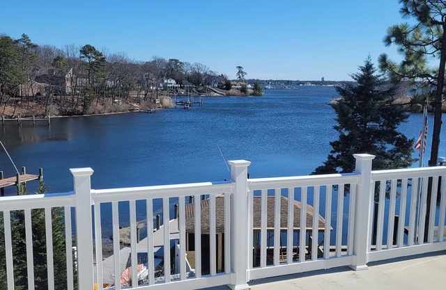 Stunning River View Sunrise House