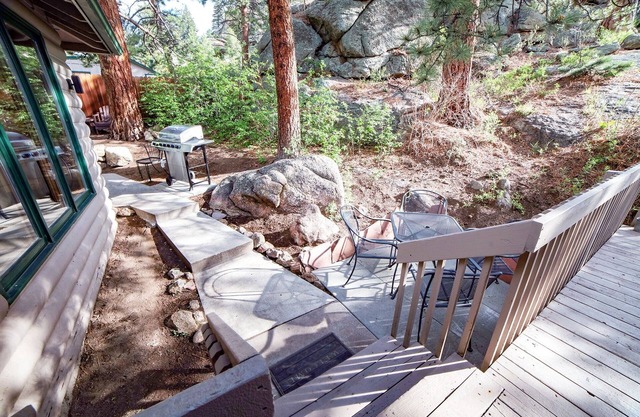 Sunnyside Knoll: 7 1 Bedroom Cabin