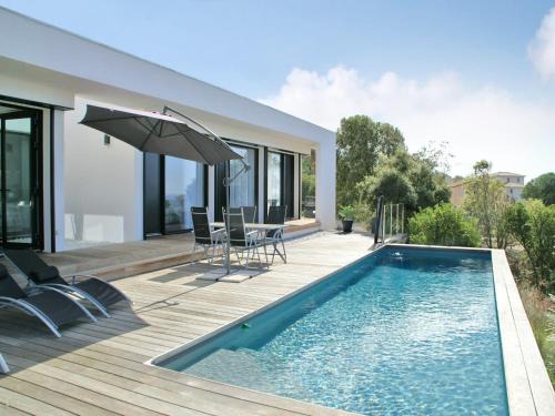Sunset Villa with Bay View