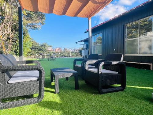 Surf99一棟貸切80平米 一松海岸とコンビニ徒歩圏 200平米芝庭 BBQ 専用焚き火台