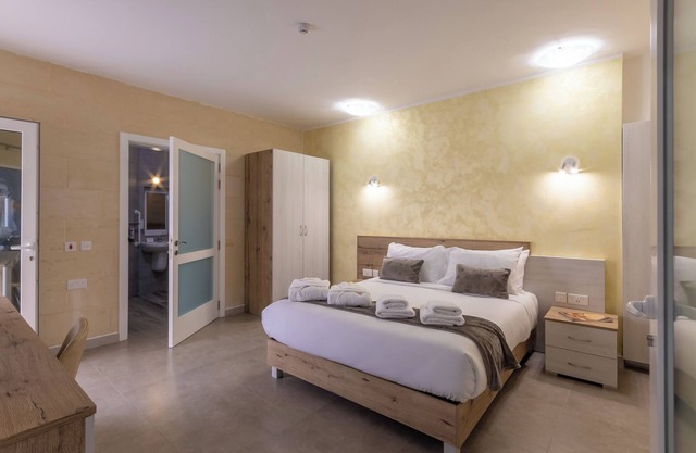 Ta'Battista B&B with pool Ta'Pinu, IX-XEWKIJA, GĦAWDEX, Malta