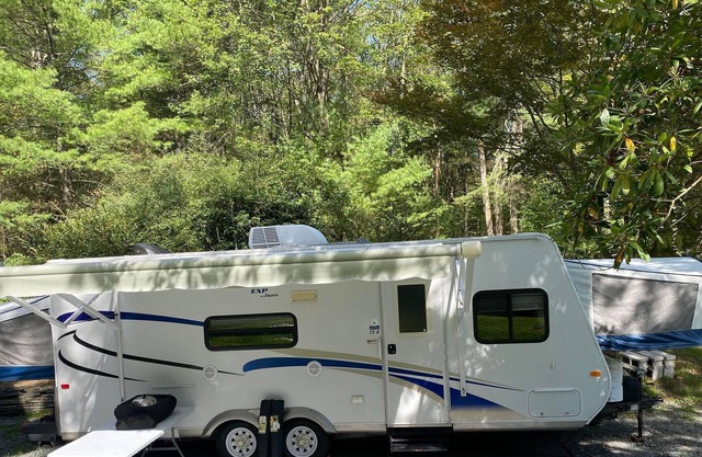 The Light & Cozy Glamper