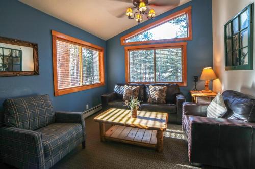 Timber Creek Chalets- 8 chalet
