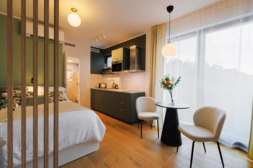 Tiny Vanguard- Cosy flat with free luxe wellness