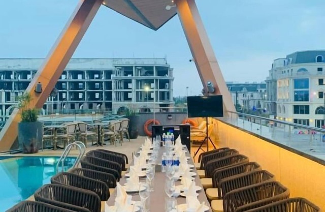 Toan Cau Hotel