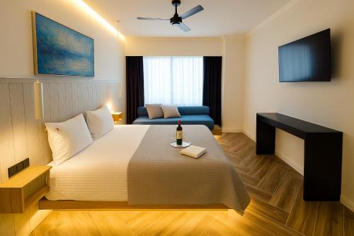 Triple A - Urban Charm Studios in Psiri-Theatrou Square I Free Parking
