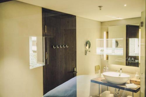 Tsingpu Tulou Retreat