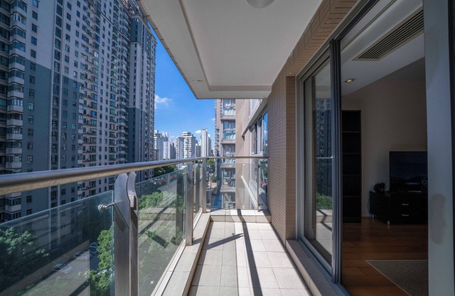 Tyms Family 1BR 1BA Apt Xujiahui