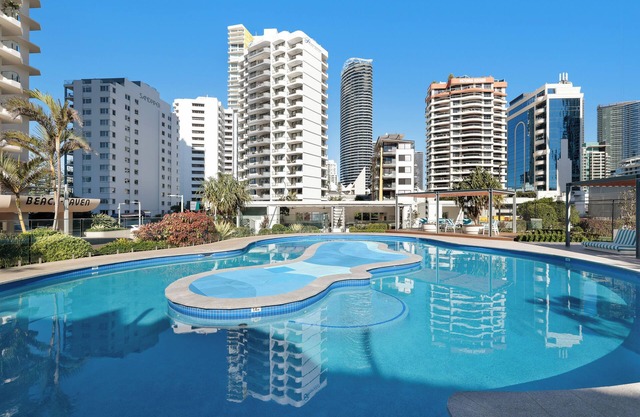 ULTIQA Beach Haven At Broadbeach