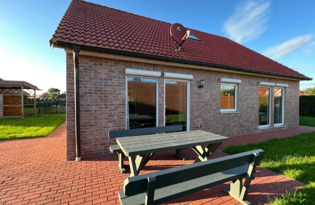 Urlaubsdomizil- Kinder und Tierfreundlich mit 4 Schlafzimmern, Garten, Parkplatz