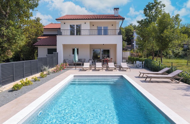 Villa Hidden with heated pool (Kvarner - Hlapa)