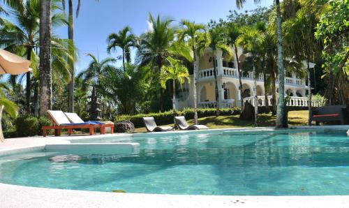 Villa Quebrada Estate