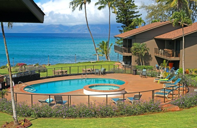 W. MAUI OPEN SUMMER SPCL RATES—OCENFRNT CONDO 2BD, 2BTH,IN KAHANA COOLED IN BDRM