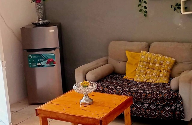 Welcome to your perfect getaway, This warm cozy apartment feels like home 🏝